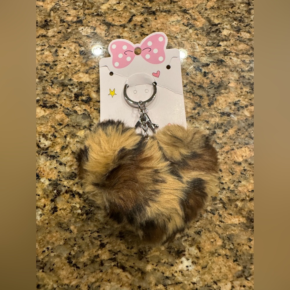 Y2k Leopard Heart Keychain Fuzzy Fluffy Leopard Print Keychain